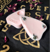 Goats milk and rose oil